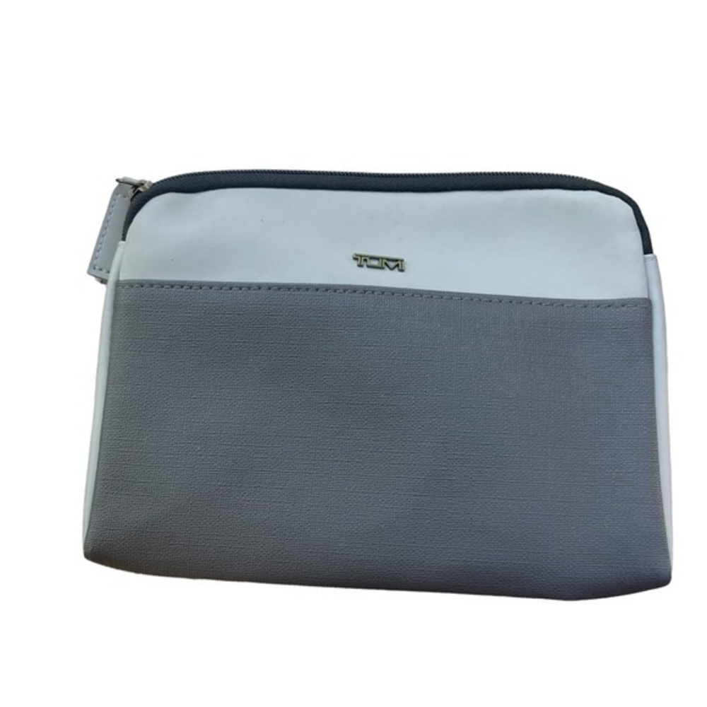 TUMI FOR DELTA ZIPPER TRAVEL POUCH IN TWO TONE GRAY WITH SILVER LOGO